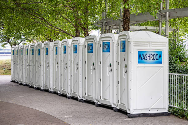 Portable Toilet Options We Offer in Garden City, NY