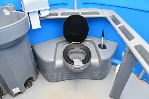 Best Temporary restroom rental  in Garden City, NY